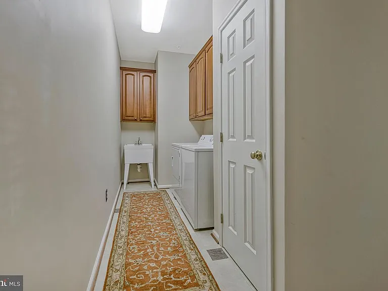 1117 Horizon View Pl — Photo 10