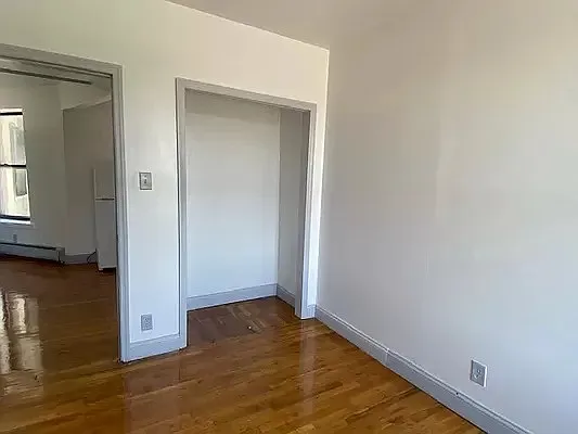 Rented by REAL New York | media 30