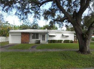 301 Linwood Dr, Miami Springs, FL 33166