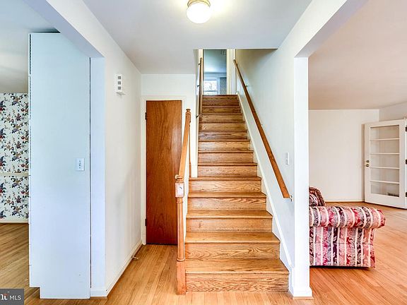 5th image of 6509 Carlinda Ave