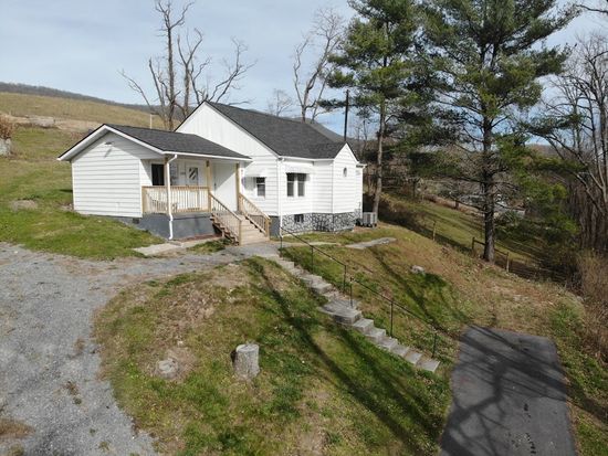 2389 Gratton Rd Tazewell Va 24651 Mls 76938 Zillow