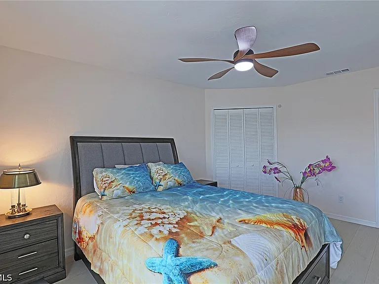 11921 Seabreeze Cove Ln #208 — Photo 9