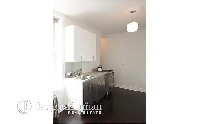 Sold by Douglas Elliman | media 6