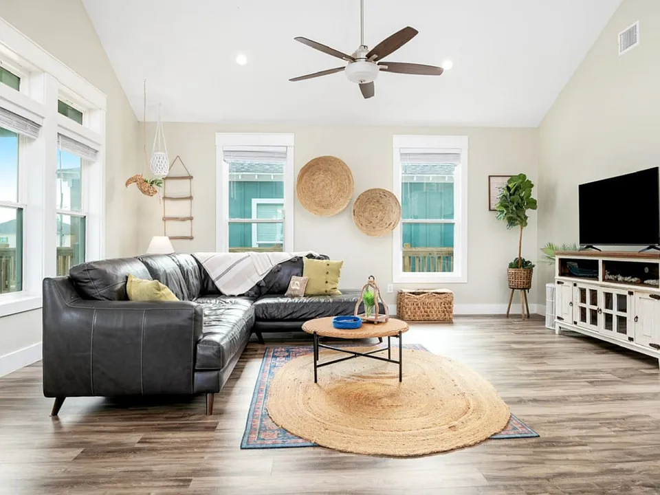 951 Gulf Shores Dr #ID1223242P
