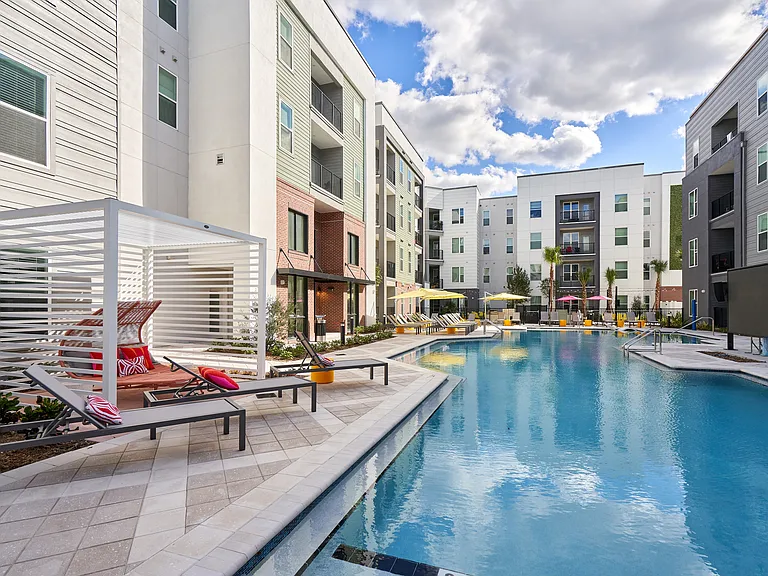 The Accolade Collegiate Village West - Student Housing — Photo 23