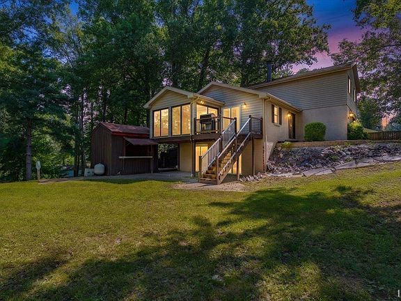 4th image of 624 Forest Park Dr