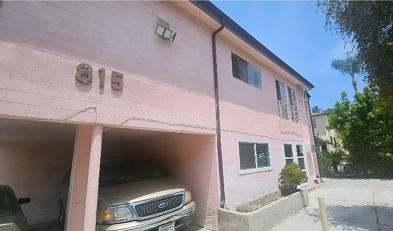 815 N Benton Way #1 — Photo 9