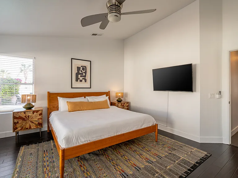 Calico Cir — Photo 25