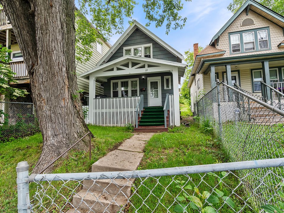 1st image of 17 E 7th St