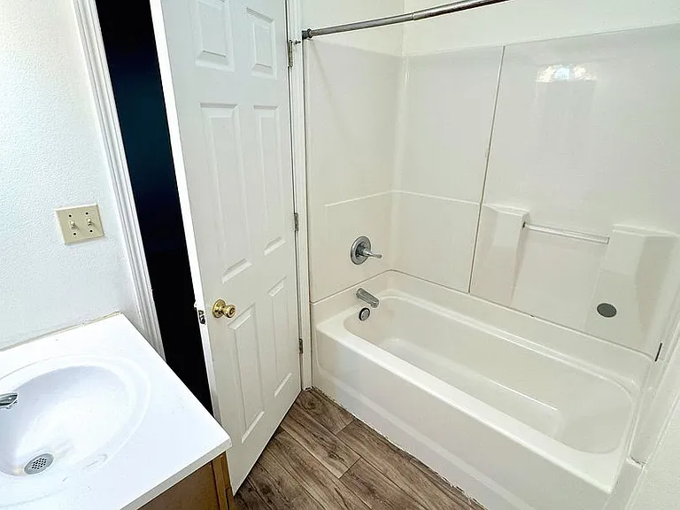 803 Themis St — Photo 9