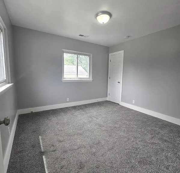 37 W McKinley Ave — Photo 10