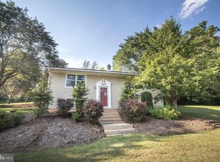 905 Church Rd, Reading, PA 19607