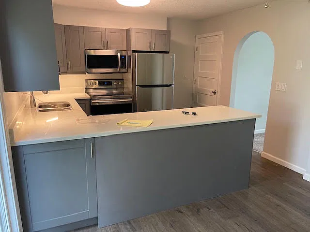 3 bed, 1.5 bath, $1,725 — Photo 4