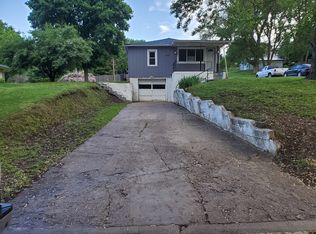 2305 Main St, Hamburg, IA 51640