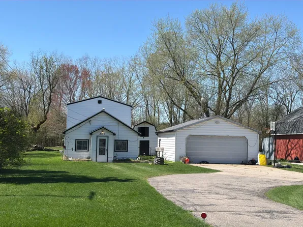 2190 Howe Rd, Burton, MI 48519