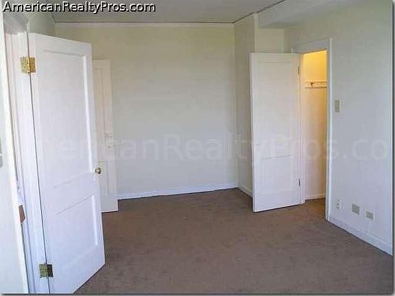 5th image of 5500 S Shore Dr APT 310