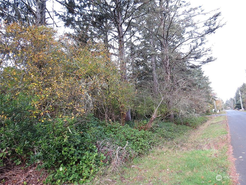 1st image of 569 Makah Avenue SE