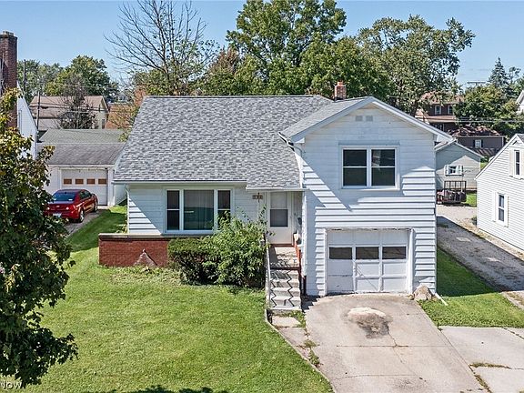 2nd image of 730 S Myrtle Ave