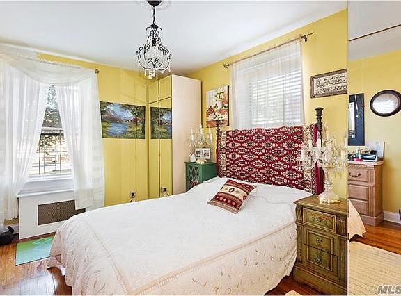 3rd image of 51-10 30th Ave APT 1M