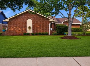 10323 Sageyork Dr, Houston, TX 77089