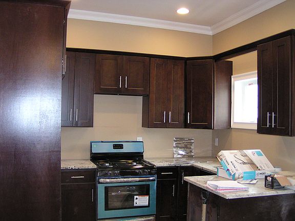 4th image of 138-10 Brookville Blvd Queens