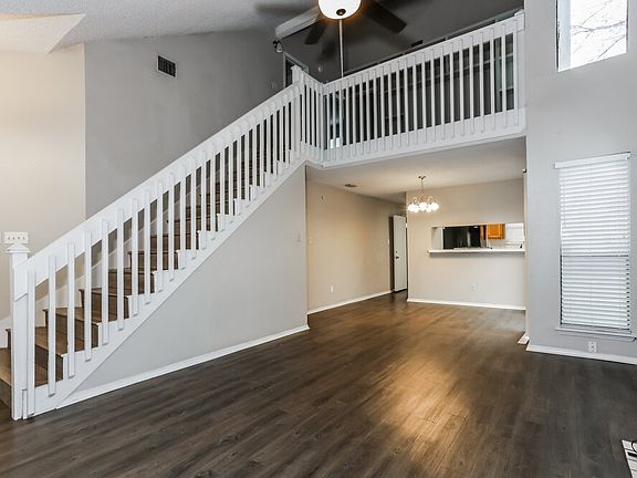 5th image of 635 Las Brisas Dr