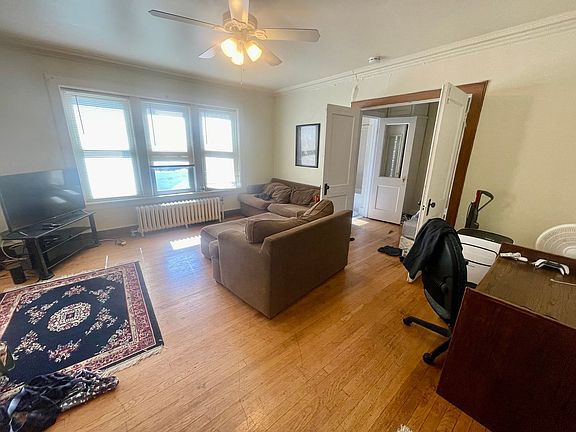 3rd image of 1725 E Park Pl APT 11