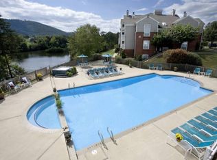1250 Swan Lake Dr APT 106, Charlottesville, VA 22902