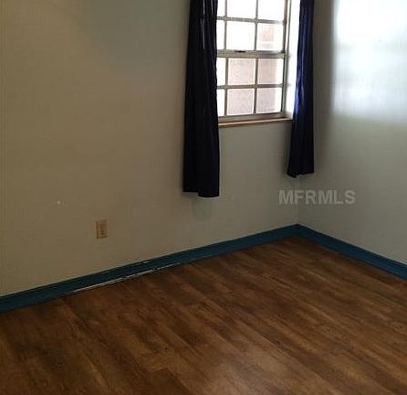 5th image of 10008 N 26th St