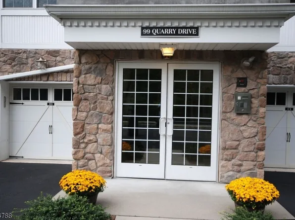 99 Quarry Dr D1, Woodland Park, NJ 07424