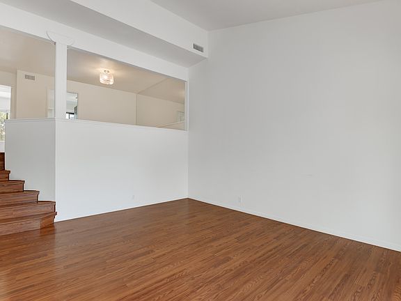 4th image of 3324 Caminito Eastbluff Unit 161