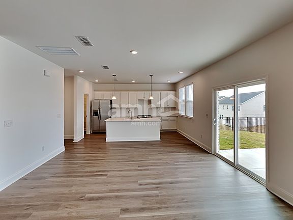 5th image of 243 Argea Dr