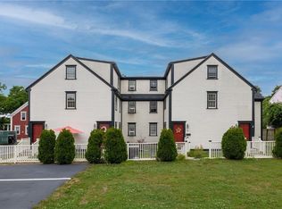 17 Bank St UNIT B, Warwick, RI 02888