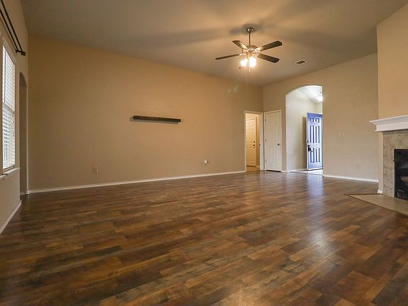 4th image of 5112 N 34th St