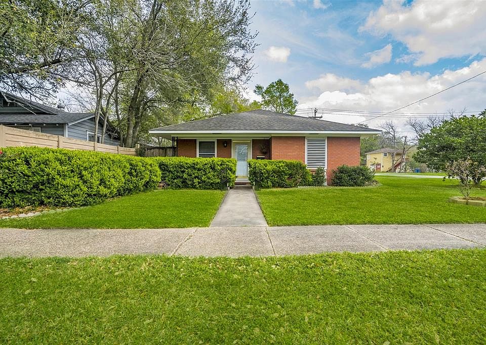 Welcome home! Located on a corner lot.