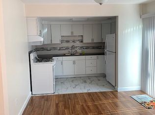 507 S Main St, Hebron, IN 46341