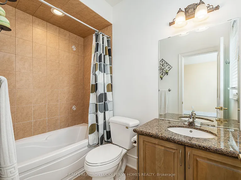 8 Heritage Woods Mnr — Photo 32