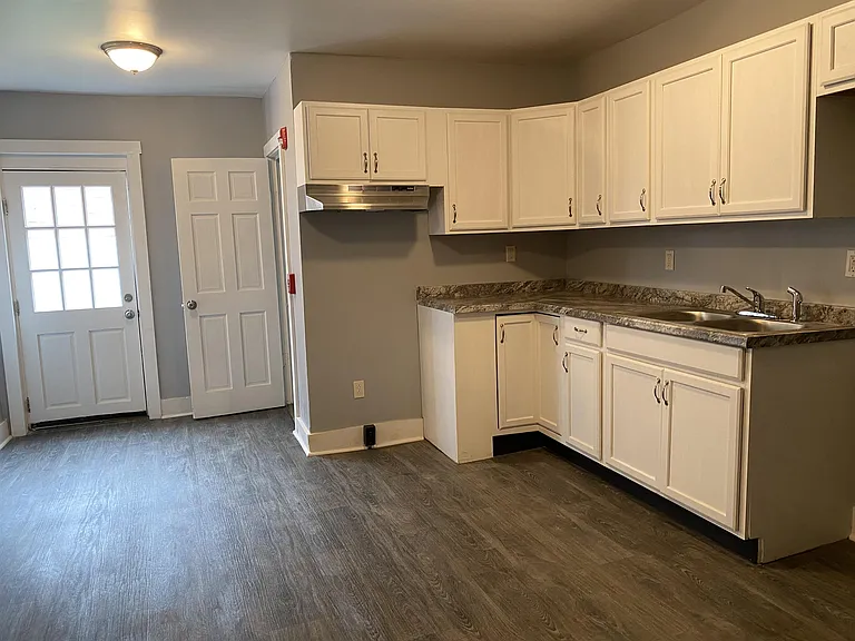 208 W Vine St #5 — Photo 10