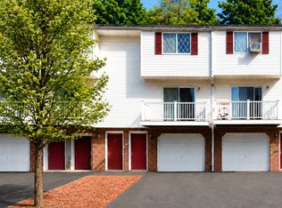 176 Lincoln St, Waterbury, CT 06710