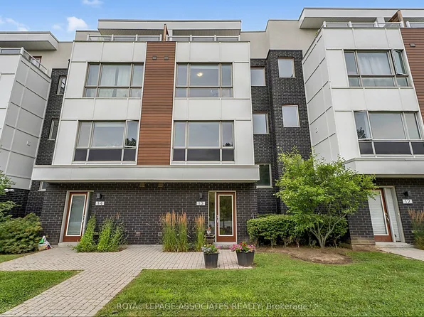 1870 Altona Rd #13, Pickering, ON L1V 0E4