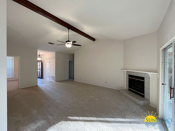 2nd image of 1590 Parkwood Ct