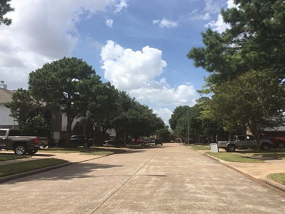 4th image of 3722 Landon Park Dr