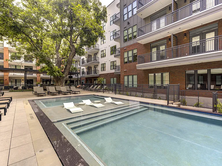 The Goodwin Apartments — Photo 36