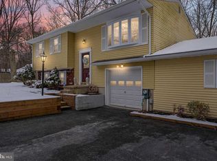 7864 Sandy Pine Dr, Severn, MD 21144