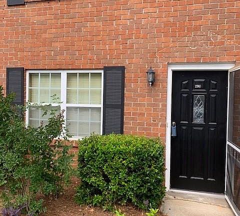 3rd image of 291 Northdale Pl