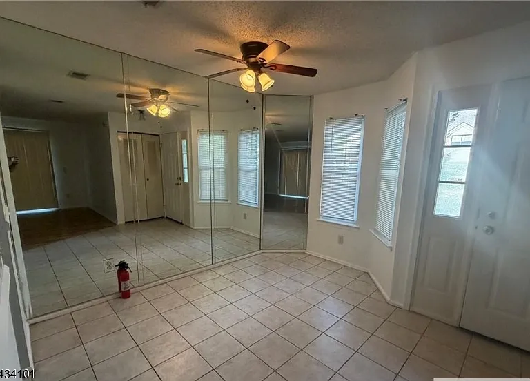 2513 Lighthouse Ln — Photo 4