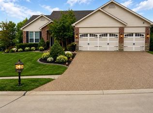 2004 Homefield Ridge Dr, O'Fallon, MO 63366