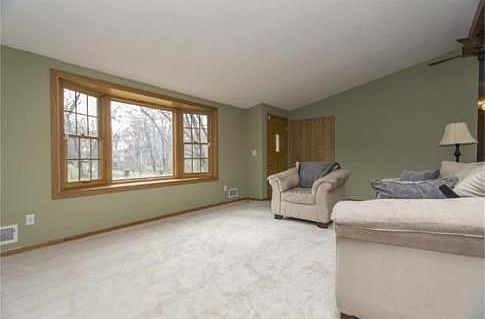 5th image of 16815 Hastings St NE