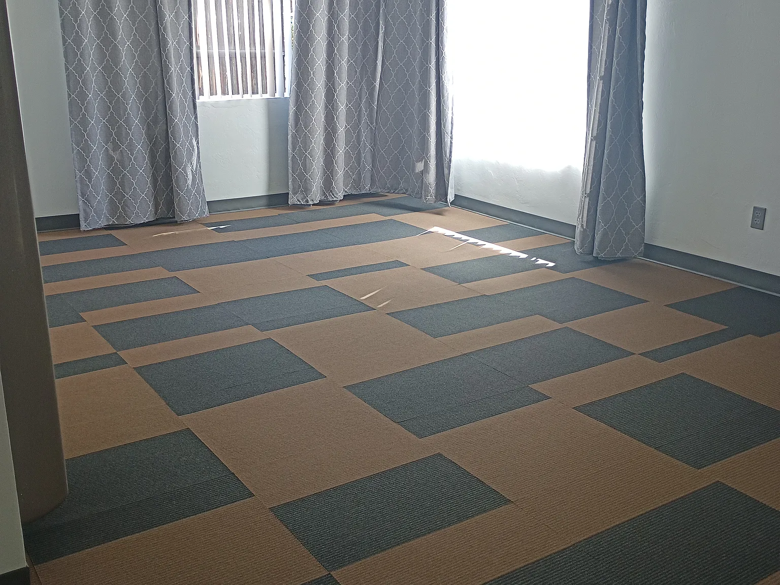 1 bed, 700 sqft, $1,000 — Photo 2