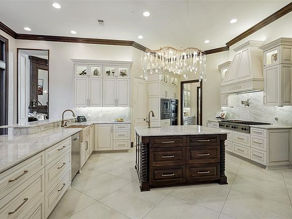 2nd image of 2508 Beacon Crest Dr